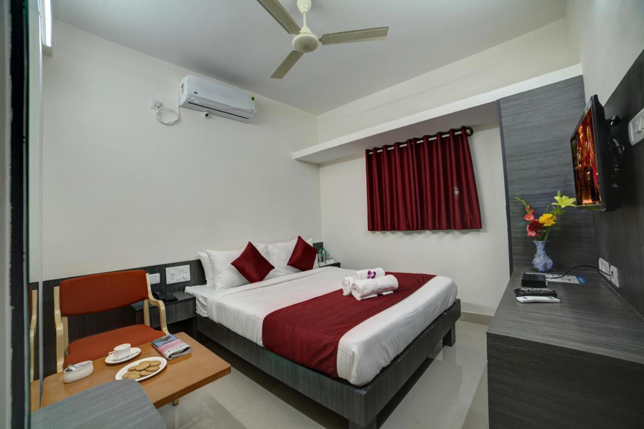 Sm Royal Suites - Hotel Near Kempegowda International Airport Bangalore Devanahalli Εξωτερικό φωτογραφία